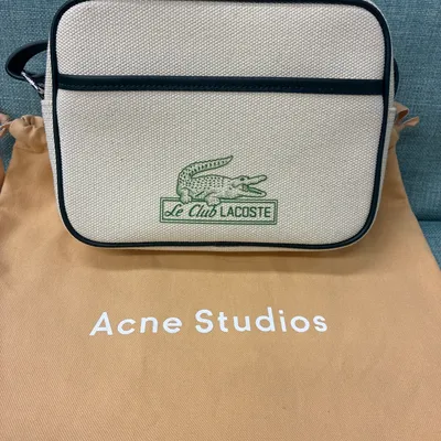 ラコステ　キャンパスショルダーバッグ